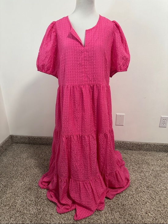 crown & ivy Dresses & Skirts - 🐨 Crown & Ivy Maxi Dress